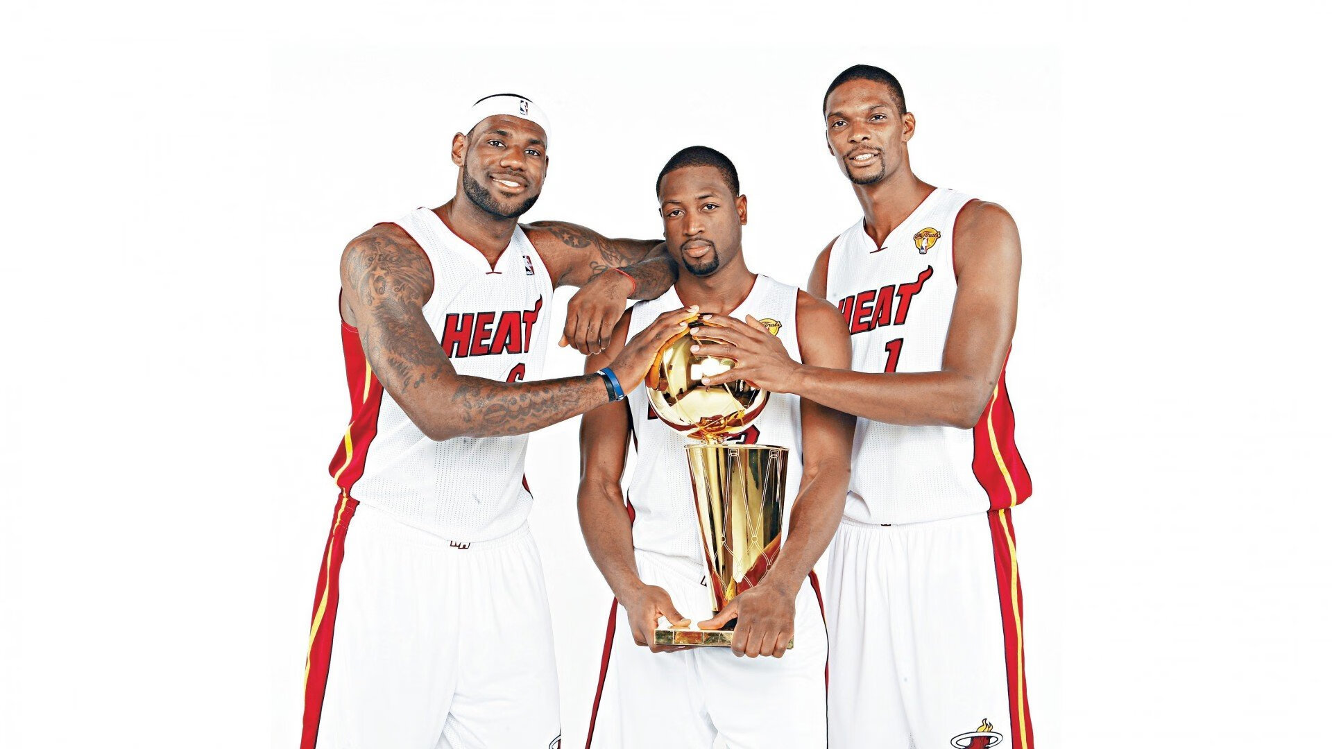 爱游戏体育在线-2014年西部决赛第七场：勇士在客场对阵马刺，库里砍下25分，关键时刻投中决定胜负的三分，带队晋级。